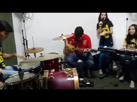 Este é o meu clamor a ti - Avivabanda (deep cries out - bethel) tradução