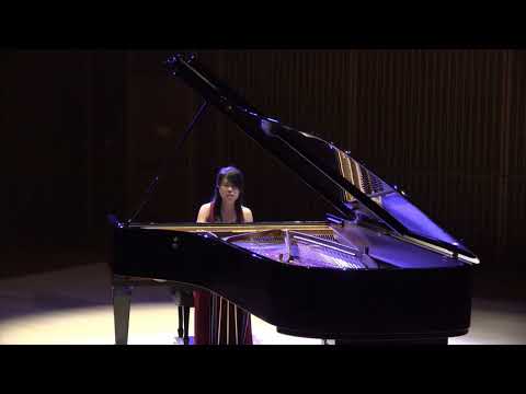 Kate liu plays schumann arabesque op.18