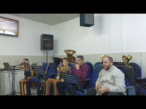 Biserica Penticostala Logos Zimand Cuz - Fanfara Biserica Sânleani - Acolo in iesle jos (18.12.22)