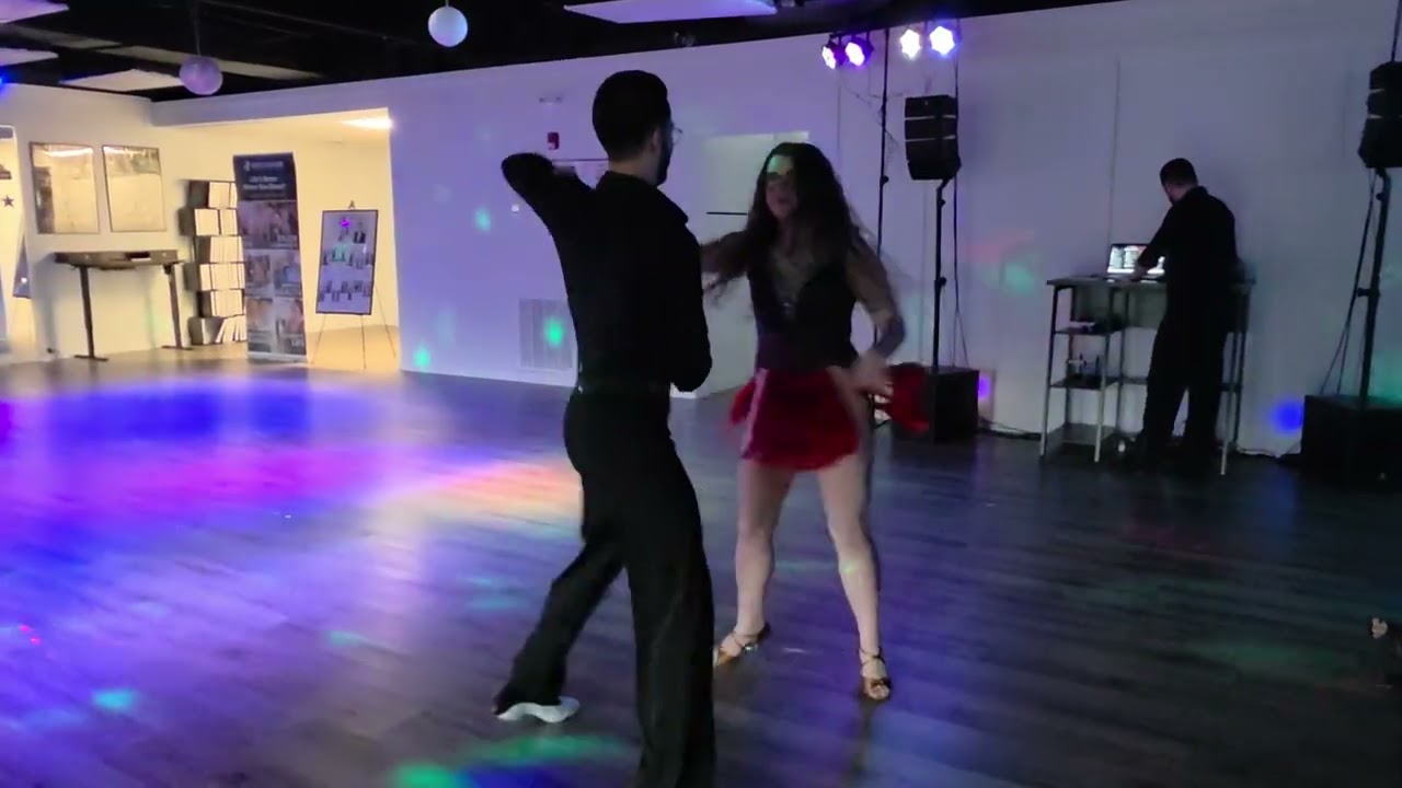 Mambo Show by Allison & Davy📍 Spotlight Night 2026