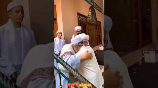 Download lagu Habib Muhammad  bin al munsib Ali Habsyi | Cicit pengarang maulid simtudduror#habibalialhabsyi mp3