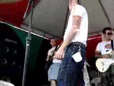 gabba gabba hey blitzkrieg bop 07 (encore)