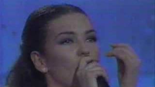 Thalia - Quiero Hacerte El Amor (Live prestazione!!!)