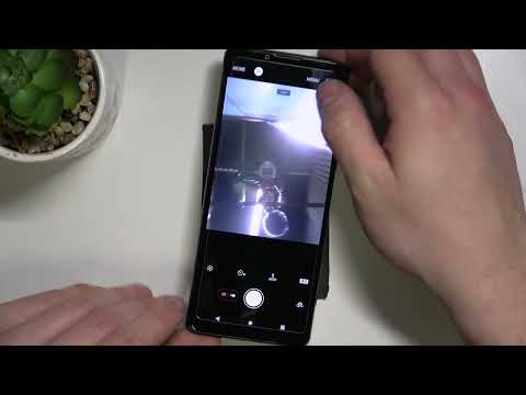 How to Capture Screenshots with Gesture on Sony Xperia 5 III - Take Screenshots Without Buttons