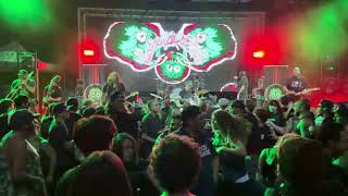 Voodoo Glow Skulls - Shoot The Moon and Fat Randy (Live)