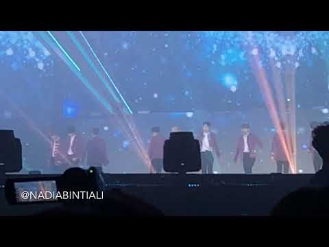 [180125] Wannaone Energetic + Beautiful + Burn It Up @SeoulMusicAward2018 - Fancam by Nadia