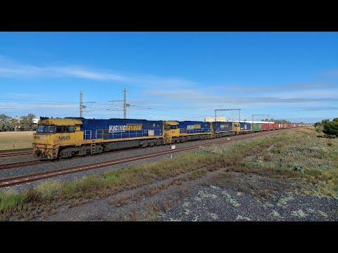 7AM5 Passing By Altona With 8165 - 16/5/21