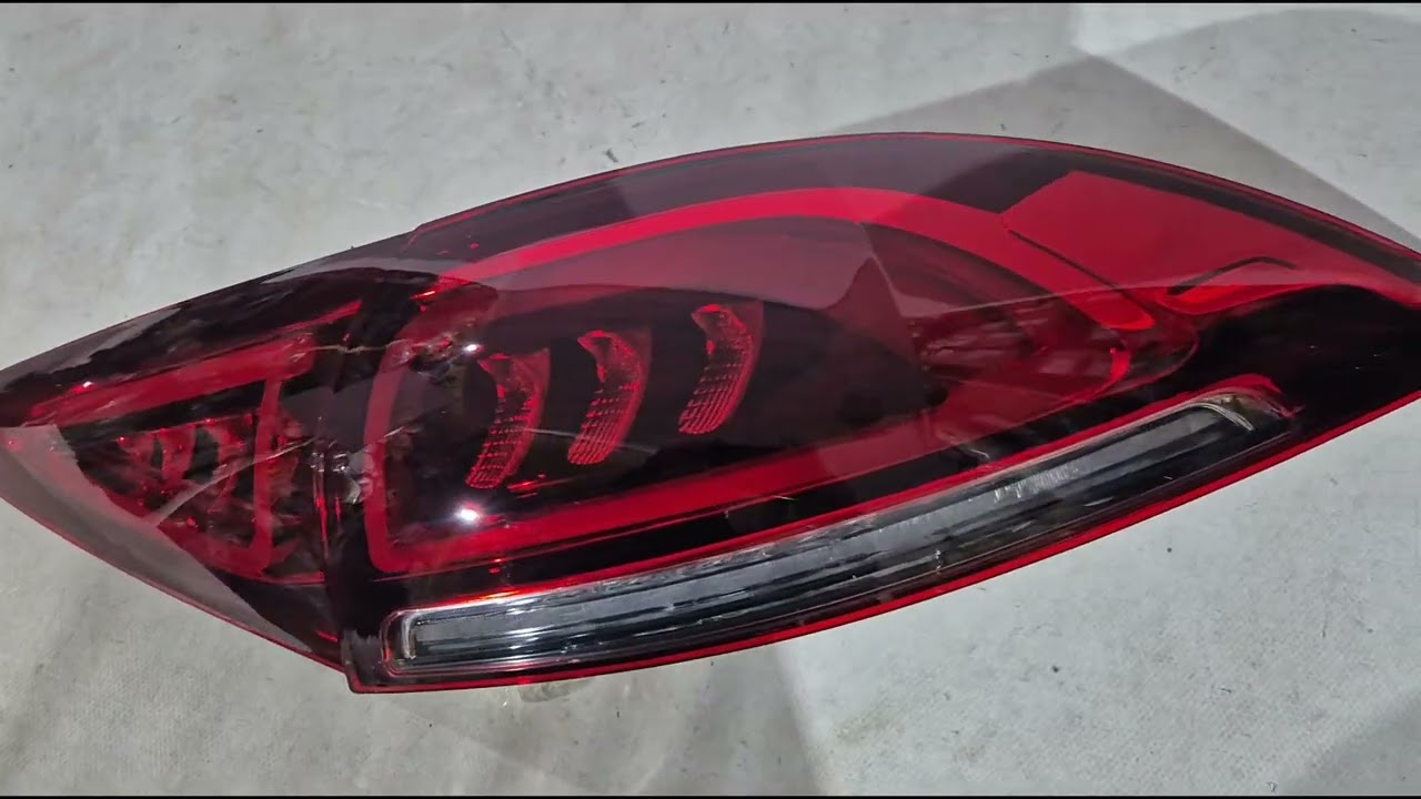 Mercedes GLE W167 2018- рр. Задні ліхтарі OEM Video 1