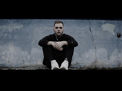WSZEDZIEZUBER - WYBRZEŻE KLATKI SCHODOWEJ (prod. BrakPerspektyw)