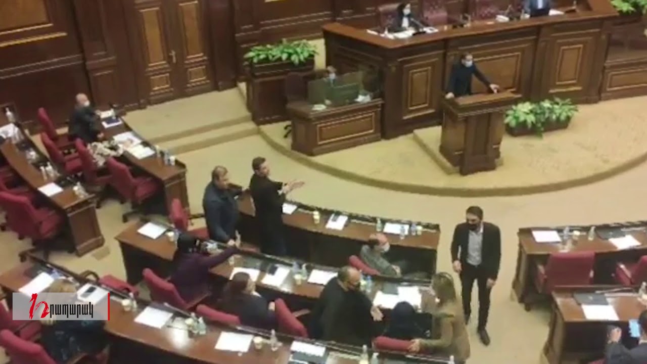 Վիճաբանություն ԱԺ-ում