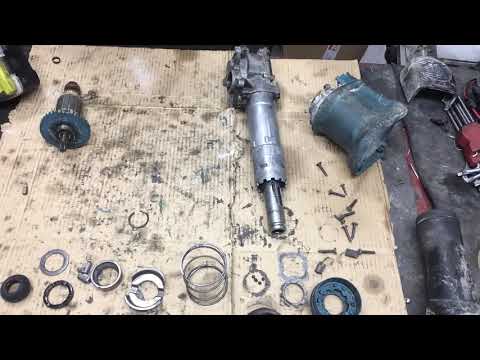 MAKITA SKELIAMASIS PLAKTUKAS MAX 1100W HM0870C 7,6J 5,1kg video