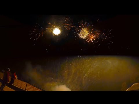 Pyrocentury - Gold Blauer Himmel