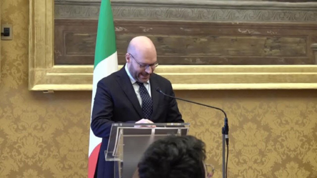 Fontana: "Riforma del regolamento ha valenza storica, mai cosi ampia dal '97"