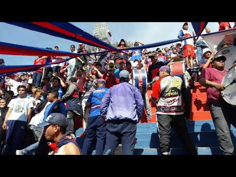 "La hinchada de Guemes" Barra: Los Pibes • Club: Güemes