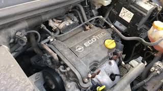 Opel Corsa D 1 0 Motorgerausch Auto Auto Und Motorrad Motor