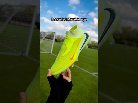 Unboxing Nike’s new FRESH boots