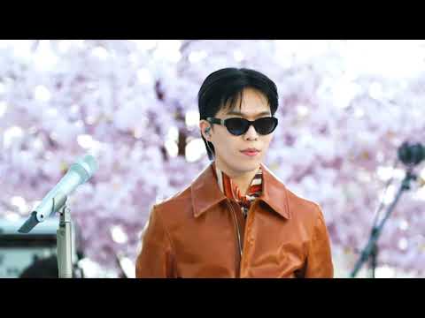 210410 AKMU 악뮤 - How Can I Love The Heartbreak 어사널사 [Lotte World Cherry Blossom Online 랜선 벚꽃 버스킹]