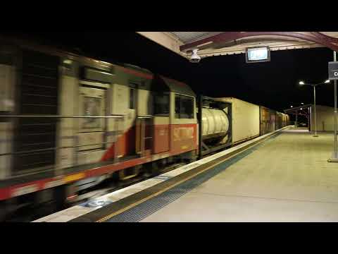 SCT Freight Train 4BM9 at Casino SCT008, SCT002 29/12/2021