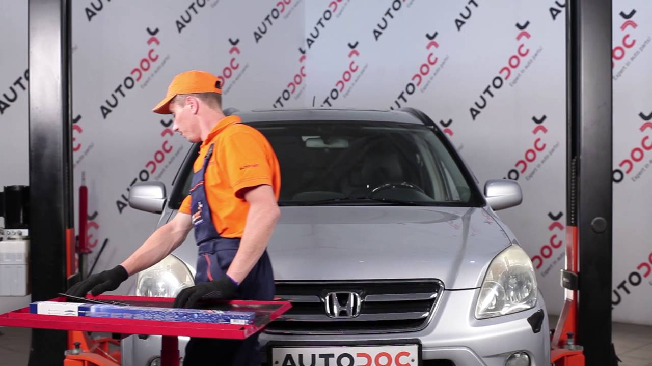Kako zamenjati avtodel brisalce spredaj na avtu Honda CR-V II – vodnik menjave