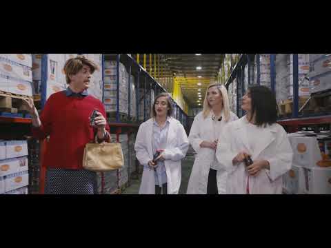 Teta Gjyli dhe Sevdija - Frutti