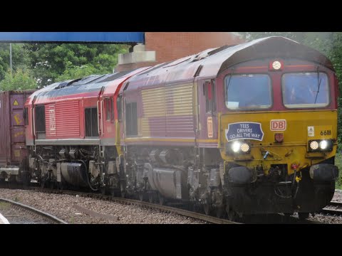 66111 & 66167 Passes Thornaby | 4E98 Mossend Euroterminal to Tees Dock | 07/08/21