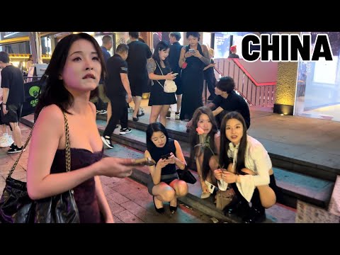 INSANE Nightlife in China's Most Populated City Chongquing 🇨🇳