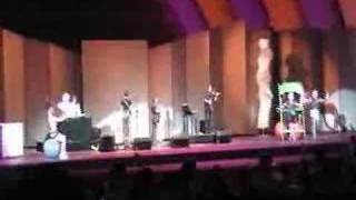 The Ditty Bops perform &quot;Sister Kate&quot; at the Hollywood Bowl