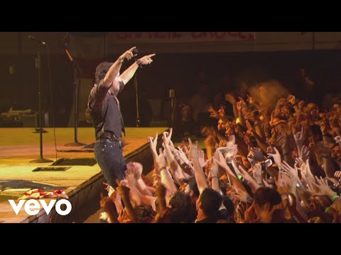 Bruce Springsteen & The E Street Band - Waitin' on a Sunny Day (Live In Barcelona)