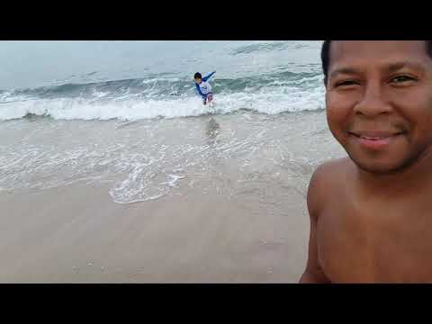 Isabel Daniela paez y Kevin dia de playa May 2020