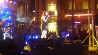 Kyla - You Make Me Feel live @ Piazza 102910