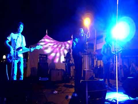 The Soft Pack @ Eagle Rock Music Fest (10/2/10) - "More Or Less"