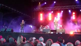 Chimène Badi &#39;Celui qui chante&#39; - Live 31-08-2012