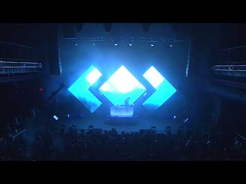 Madeon - Pixel Empire Live 2016 (Full Show)