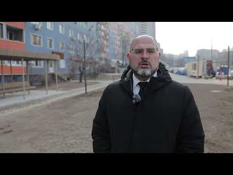 Новую брусчатку уложили в сквере на Некрасовской, 96-98 во Владивостоке.