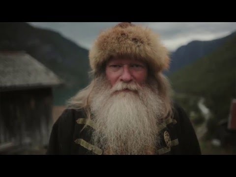Encounter with a real life Viking in Gudvangen