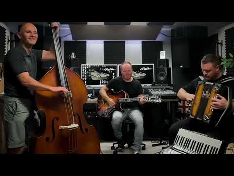 Patrik Hoetzl Trio - Spaziergang durch Graz