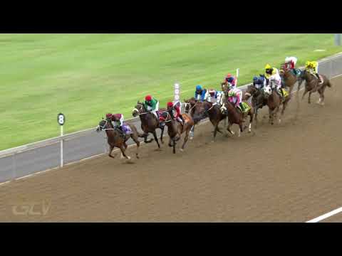 20220105 Hollywoodbets Greyville express clip Race 5 won by STAR CRUSADE