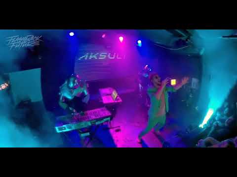ΛKSULI - Ruusu-Maaria LIVE @ Flashback Future 5V 16.11.2018 | Volume UP!