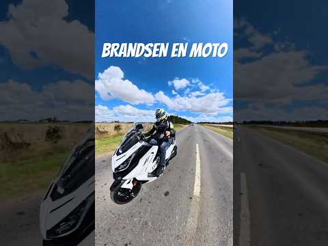 Brandsen en moto