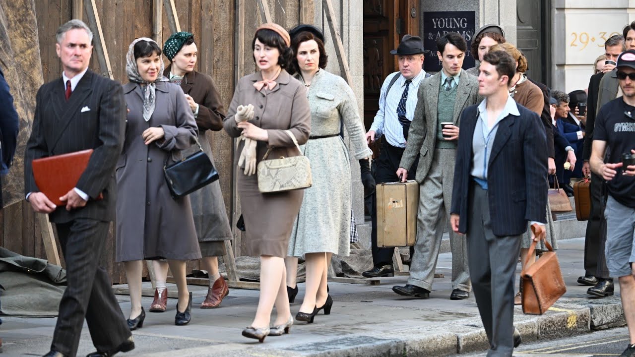 Greta Gerwig Begins Filming 'The Magician's Nephew' in London