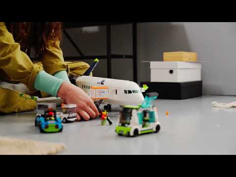 Конструктор LEGO City Пассажирский самолет (60367)