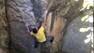 Video thumbnail de Bottant bottom, 7b+ (sit). Targasonne