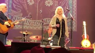 Emmylou Harris “One More Night in Brooklyn” song by Justin Townes Earle (Nashville, 4 January 2023)