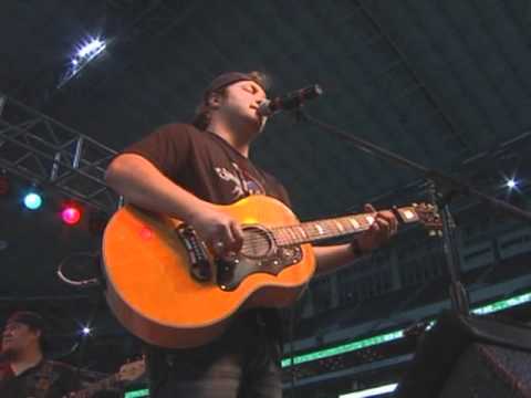Grady Skelton- We Like Drinkin-Live from Cowboys Stadium