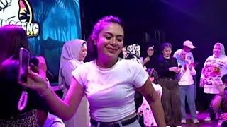 Download lagu FULL MEDLEY ADE ASTRID GERENGSENG TEAM X ANGKRINGAN TEH ITA mp3 Download lagu FULL MEDLEY ADE ASTRID GERENGSENG TEAM X ANGKRINGAN TEH ITA mp3