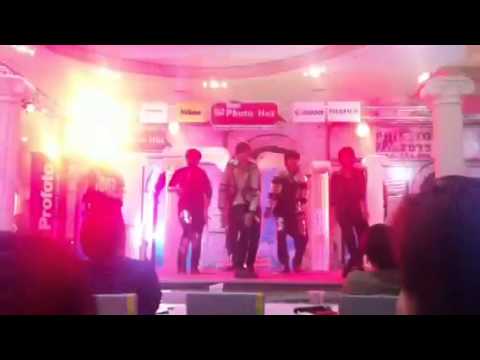 Follow cover EXO By Photo Hut@Terminal