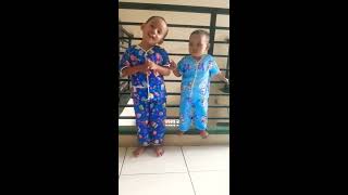 Download lagu Topi saya bundar by upin ipin mp3