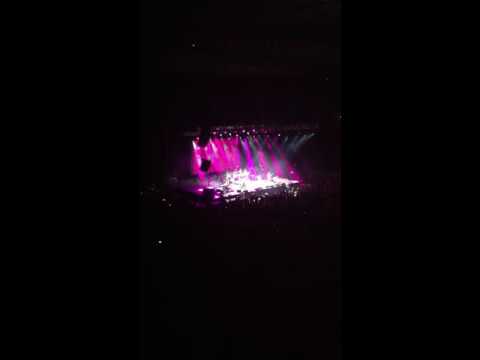 danni minogue stupid girl rod laver arena 10 6 2016