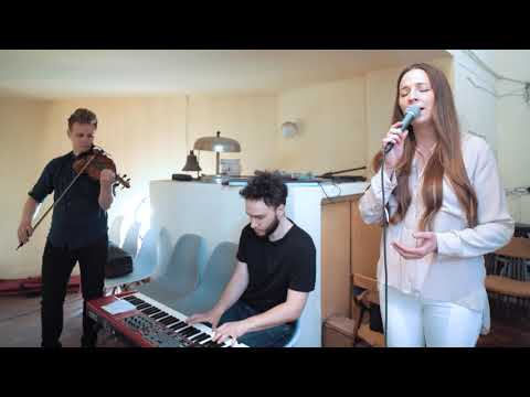 Olga Nawara - Twoja miłość jak ciepły deszcz // Oprawa muzyczna ślubów Radom // Live ze ślubu