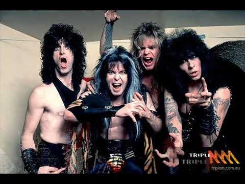 Videoclip de Running Wild In The Streets — W.A.S.P.